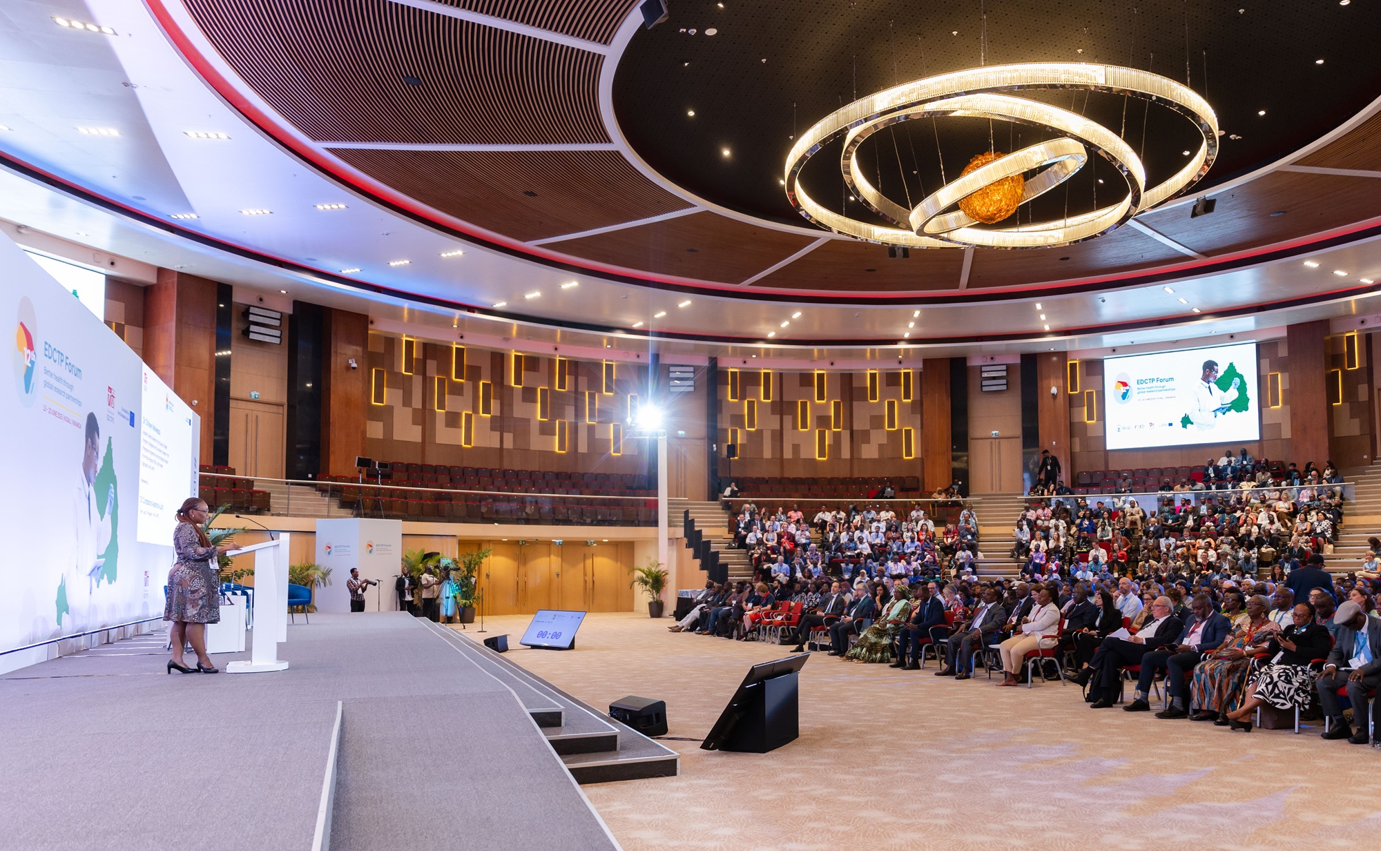 Imagen de la apertura del EDCTP Forum de 2025, celebrado en Kigali (Ruanda).