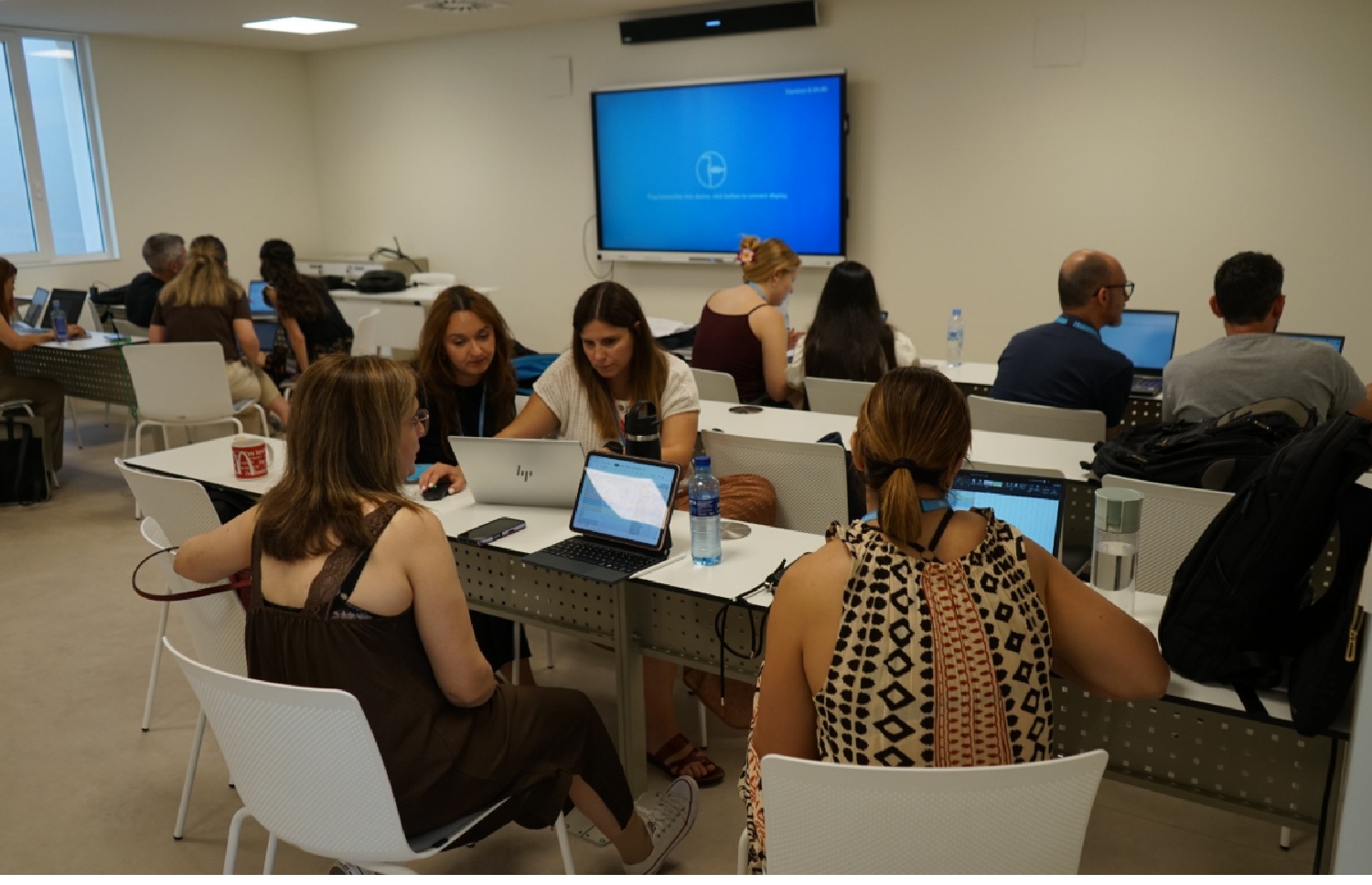 Una de las sesiones celebradas en el encuentro con los grupos de trabajo.